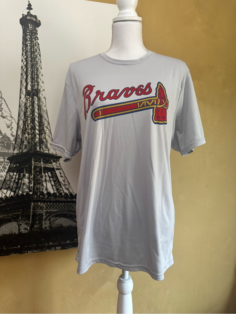Braves Short-Sleeve Crew Tee in Light Gray